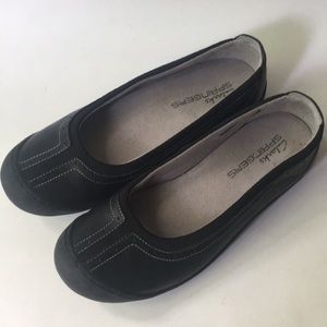 Clark’s Black Springers Flats